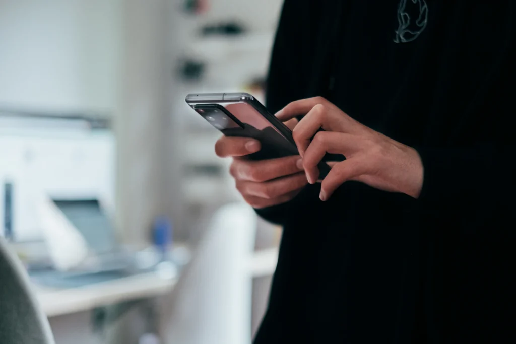 Man holding a smartphone